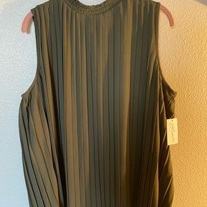 NY COLLECTION Green Pleated Blouse